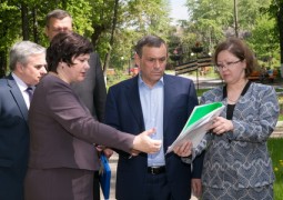 Александр Евстифеев проверил, как реализуется проект «Формирование комфортной городской среды» в Волжске
